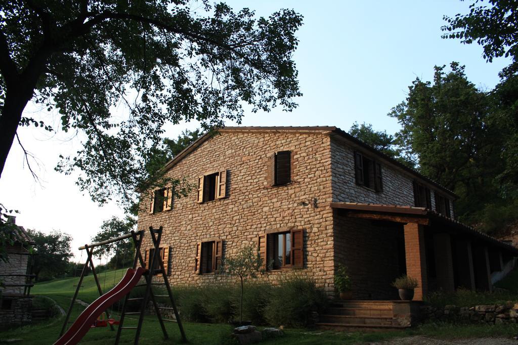 Agriturismo Valdifiori Sassoferrato Eksteriør billede