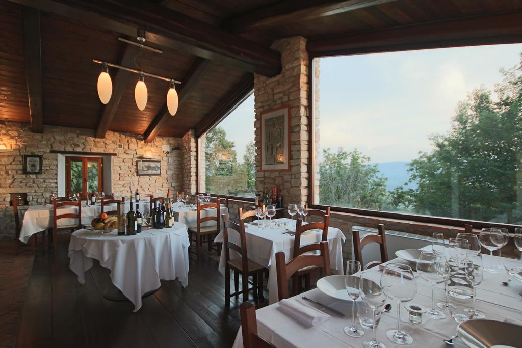 Agriturismo Valdifiori Sassoferrato Eksteriør billede